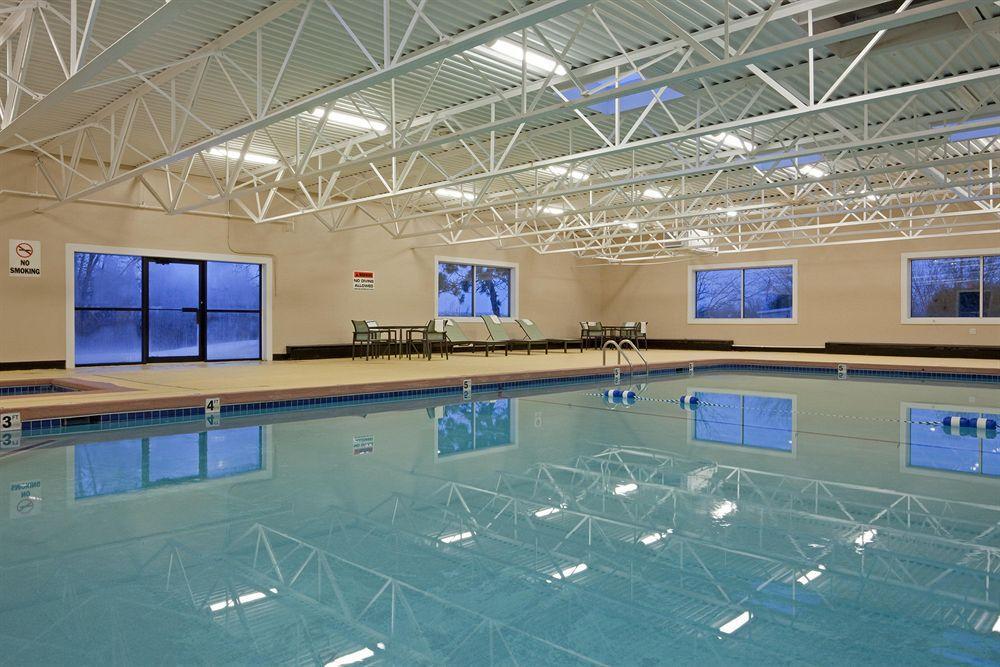 Days Inn By Wyndham Plattsburgh Facilidades foto